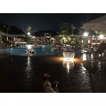 一咲 エム