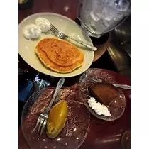 愛羽 仁美