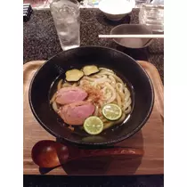 みお