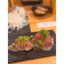 せりな
