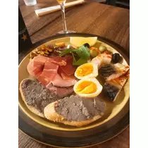 華咲 えみり