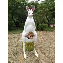 愛羽 仁美