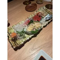 泉 りさ