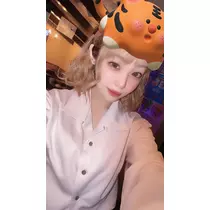 小川 真央