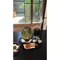 よしこ