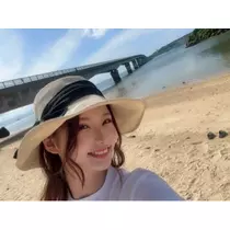 足立 はな