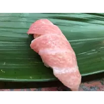 一咲 エム