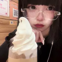 みあ
