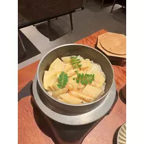 佐野 エマ