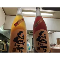 黒服みい