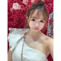 葉月 りほ