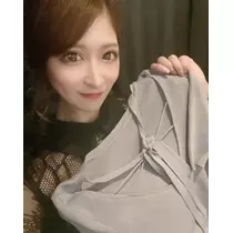 美波 あいか
