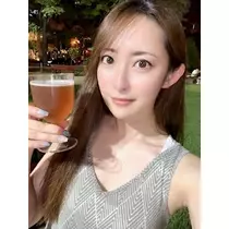 朔間 まりな