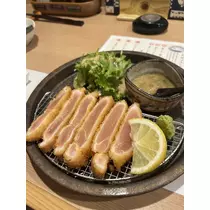 小鳥遊 もか