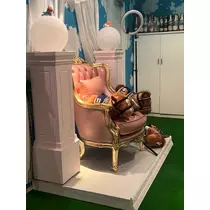 優莉