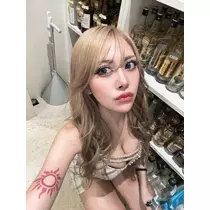 イヴ