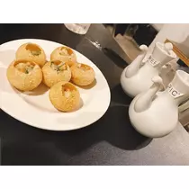 華宮 れい