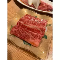 泉 りさ