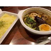 三鷹 真綺