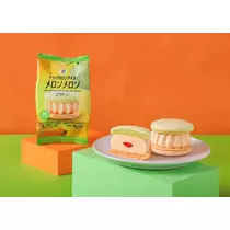 モモカ