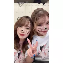 あや