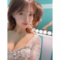 夏目 梨仔