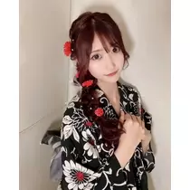 美波 ななみ