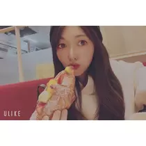 夏目 梨仔