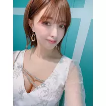 夏目 梨仔