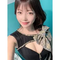 妃 えりな