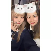 きぃ
