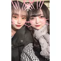 きぃ