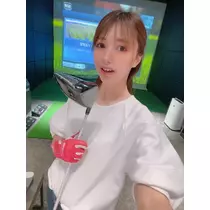 夏目 梨仔