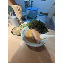 ティラノまな