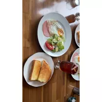 マコト