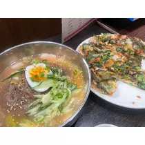 なな