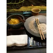 愛羽 仁美