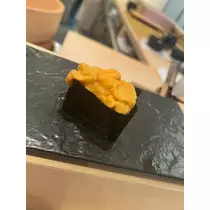 美波 ななみ