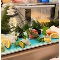 あいな