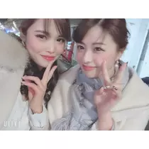 華