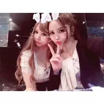 あきな