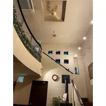 こう