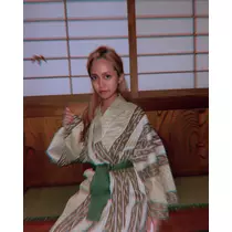 ニナ