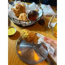 佐野 エマ