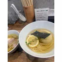 シオン
