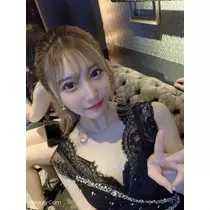 月乃 モモ