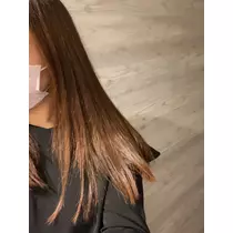 妃 えりな