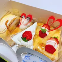 小川 真央