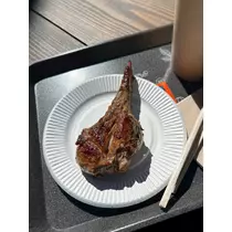 華咲 えみり