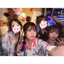あみな